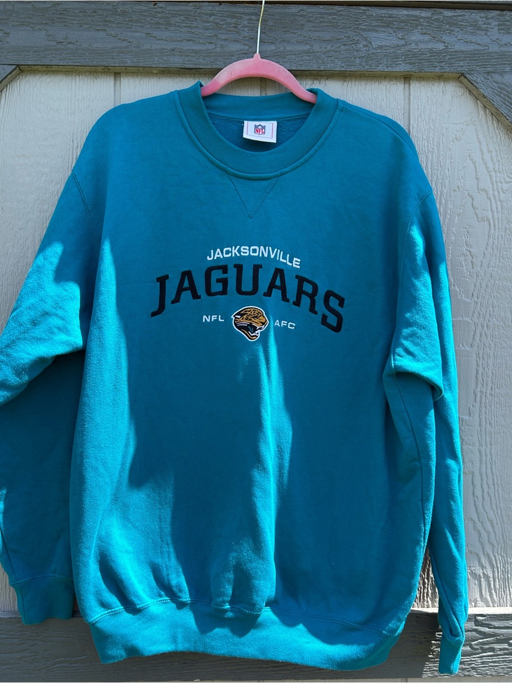NFL Apparel Pullover Sweatshirt (Fits Like Women’s Large)